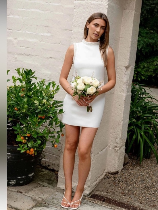 Elliatt Dresses & Skirts - elliatt sia white pearl detail high neckline satin shift mini dress size large